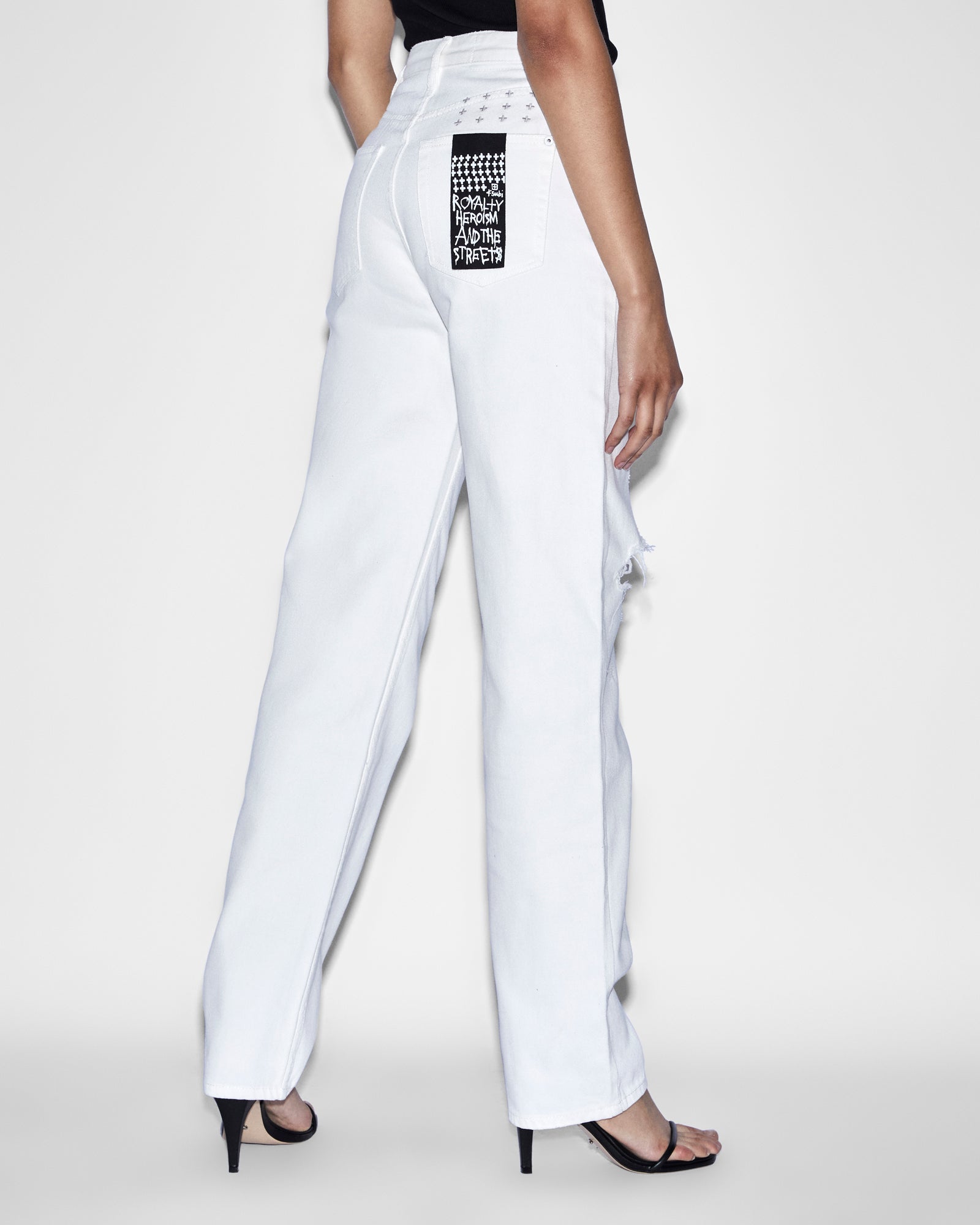 Playback Blanc Sliced