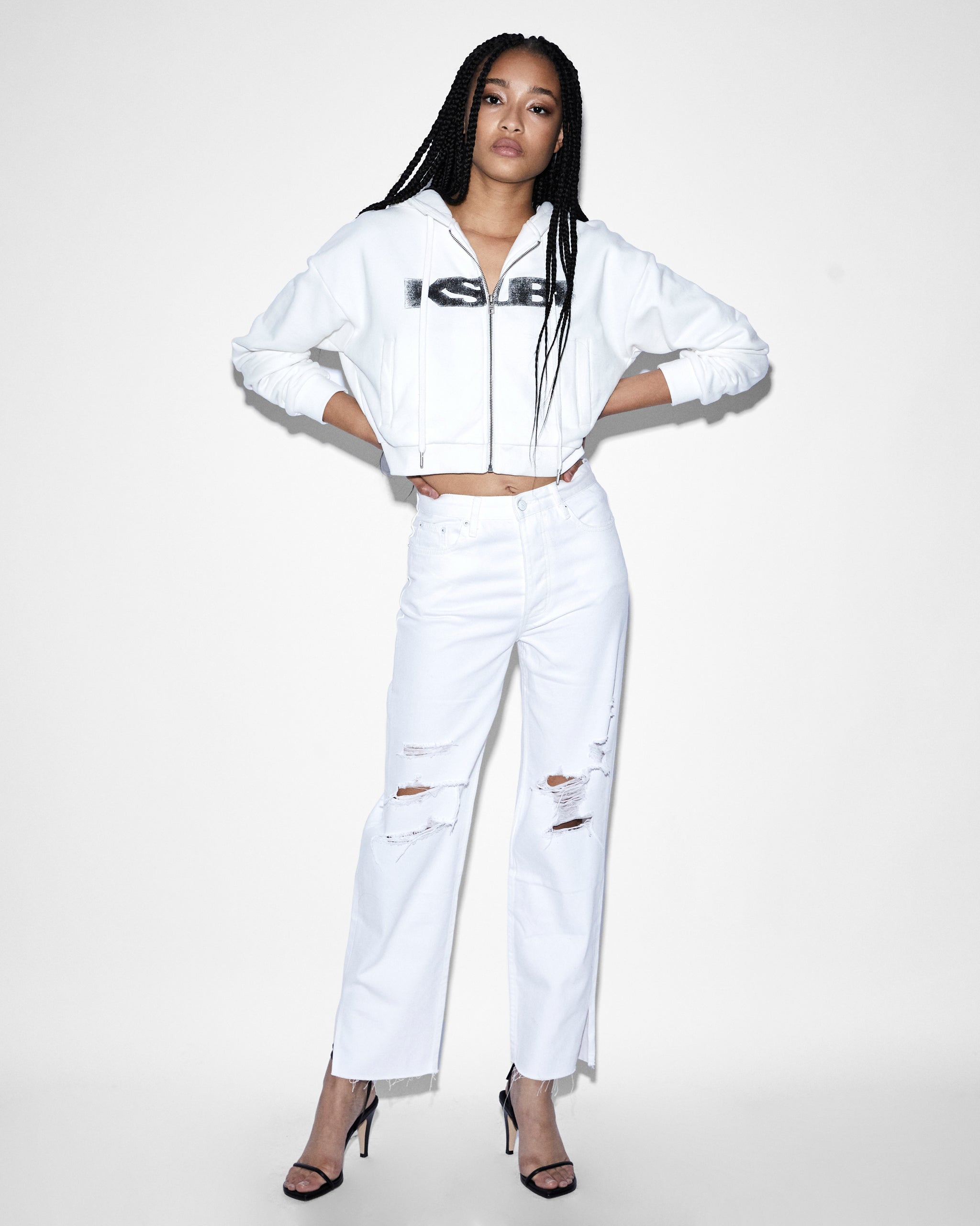 Brooklyn Jean Blanc Sliced