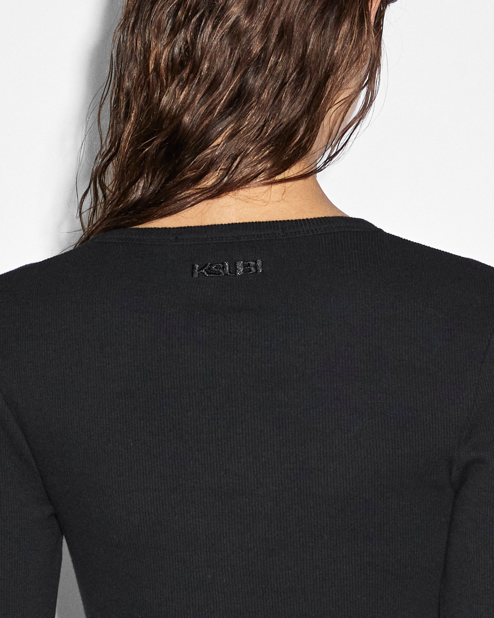 Syndicate Crop Long Sleeve T-shirt - Black