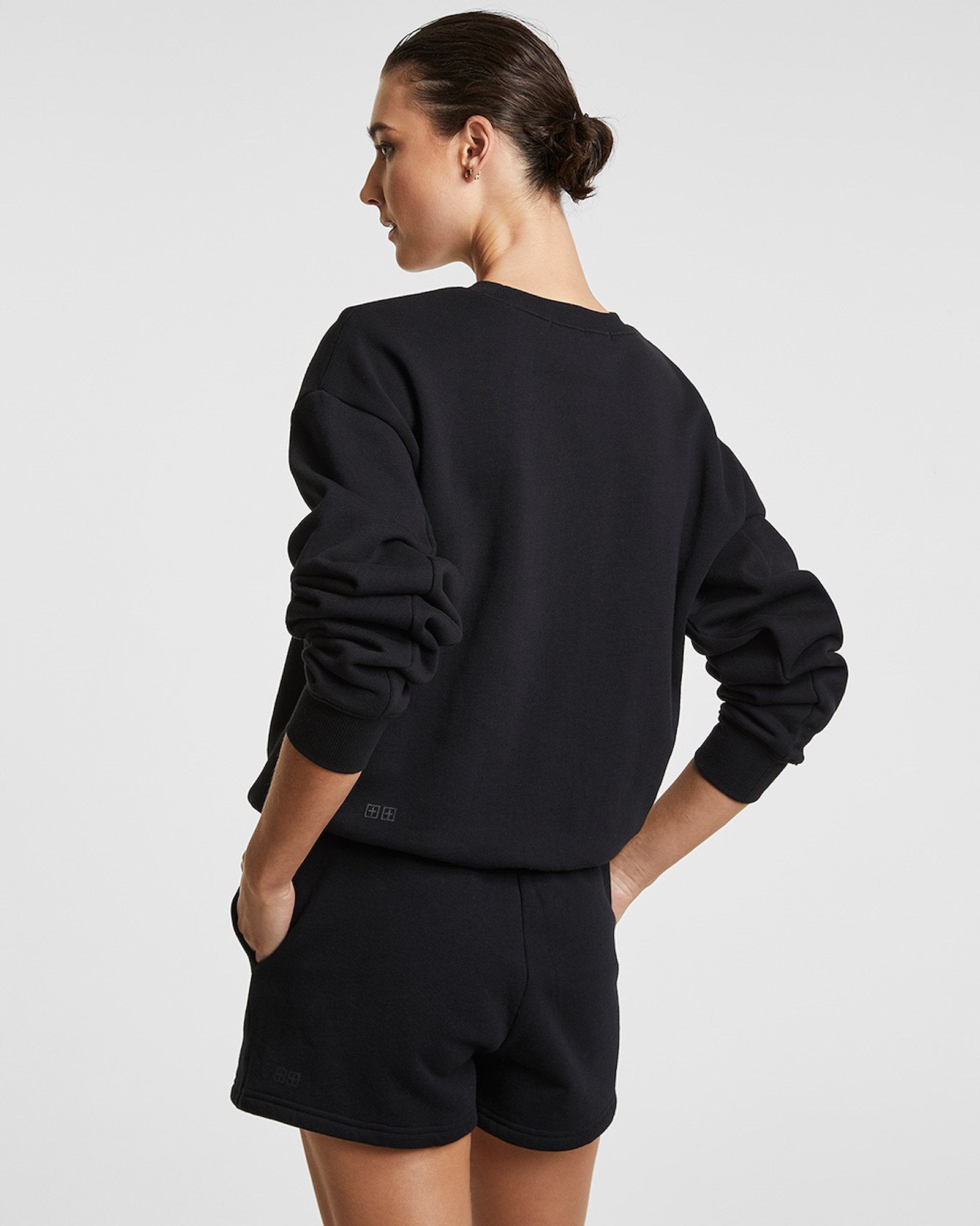 3 X 4 Klassic Crew Jet Black