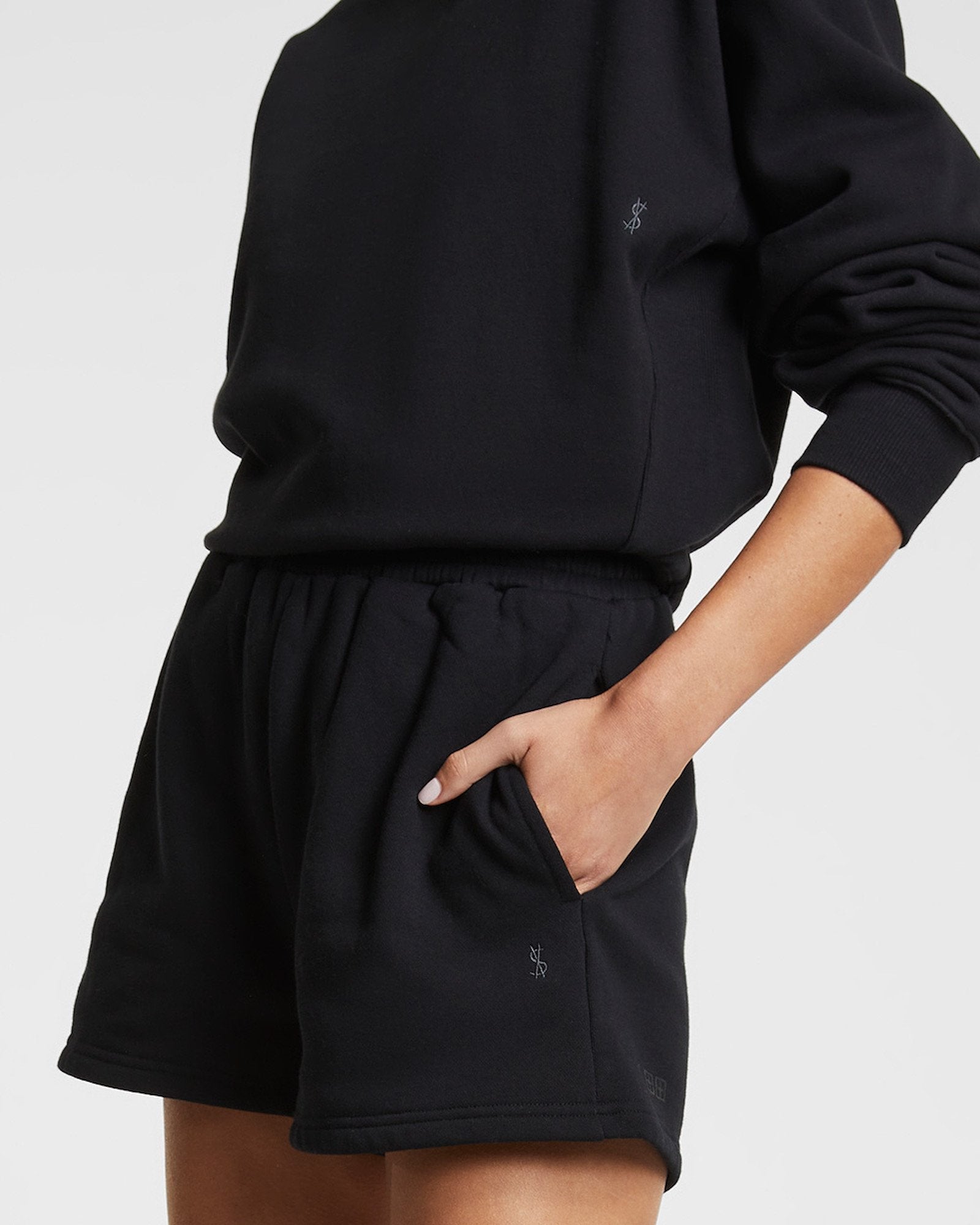 3 X 4 Klassic Crew Jet Black