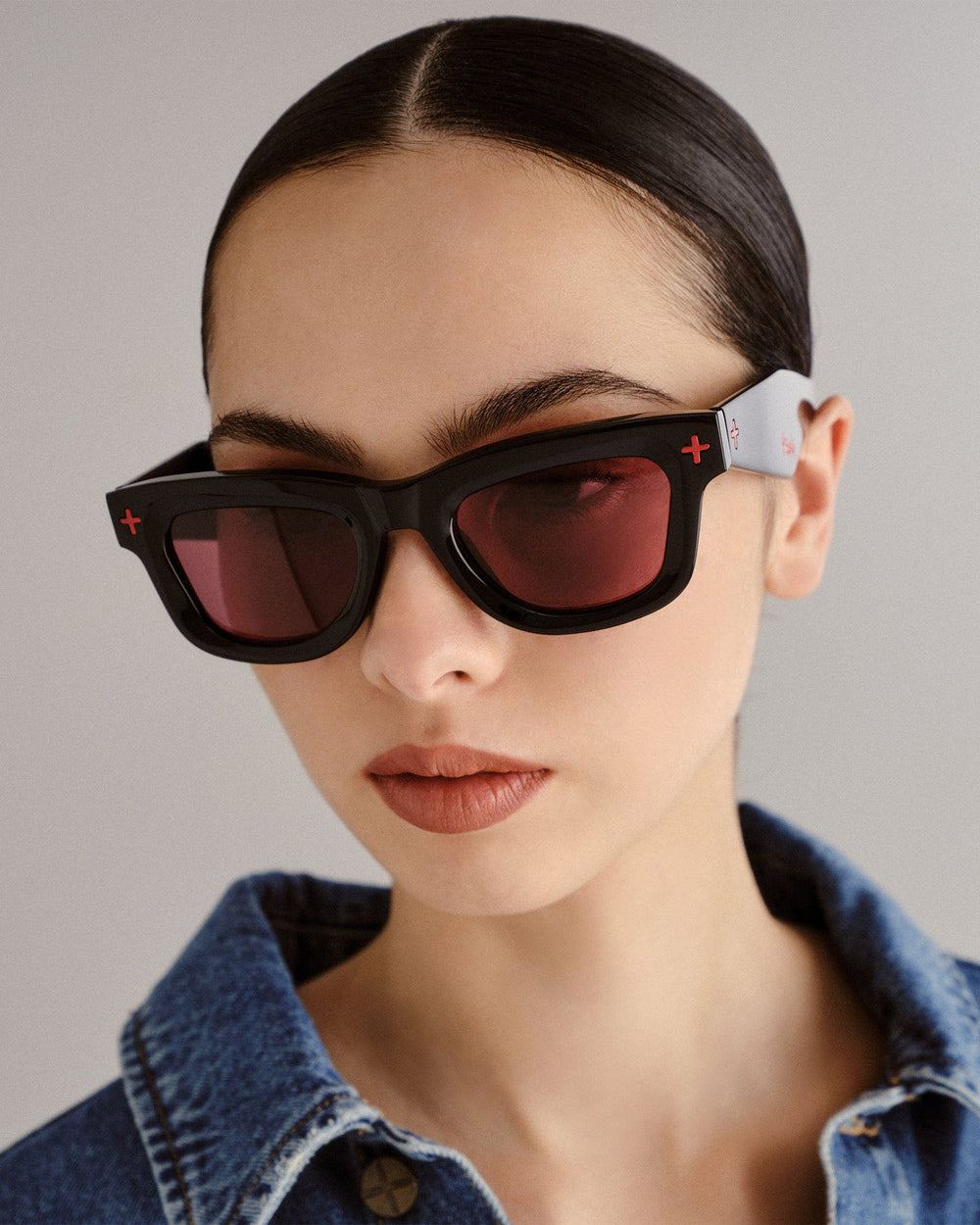 Goodsen Sunglasses Black/Red