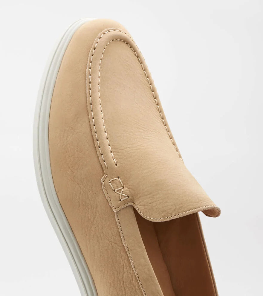 Excursionist Nubuck Venetian Loafer WHEAT